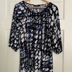Navy/White Sz  M